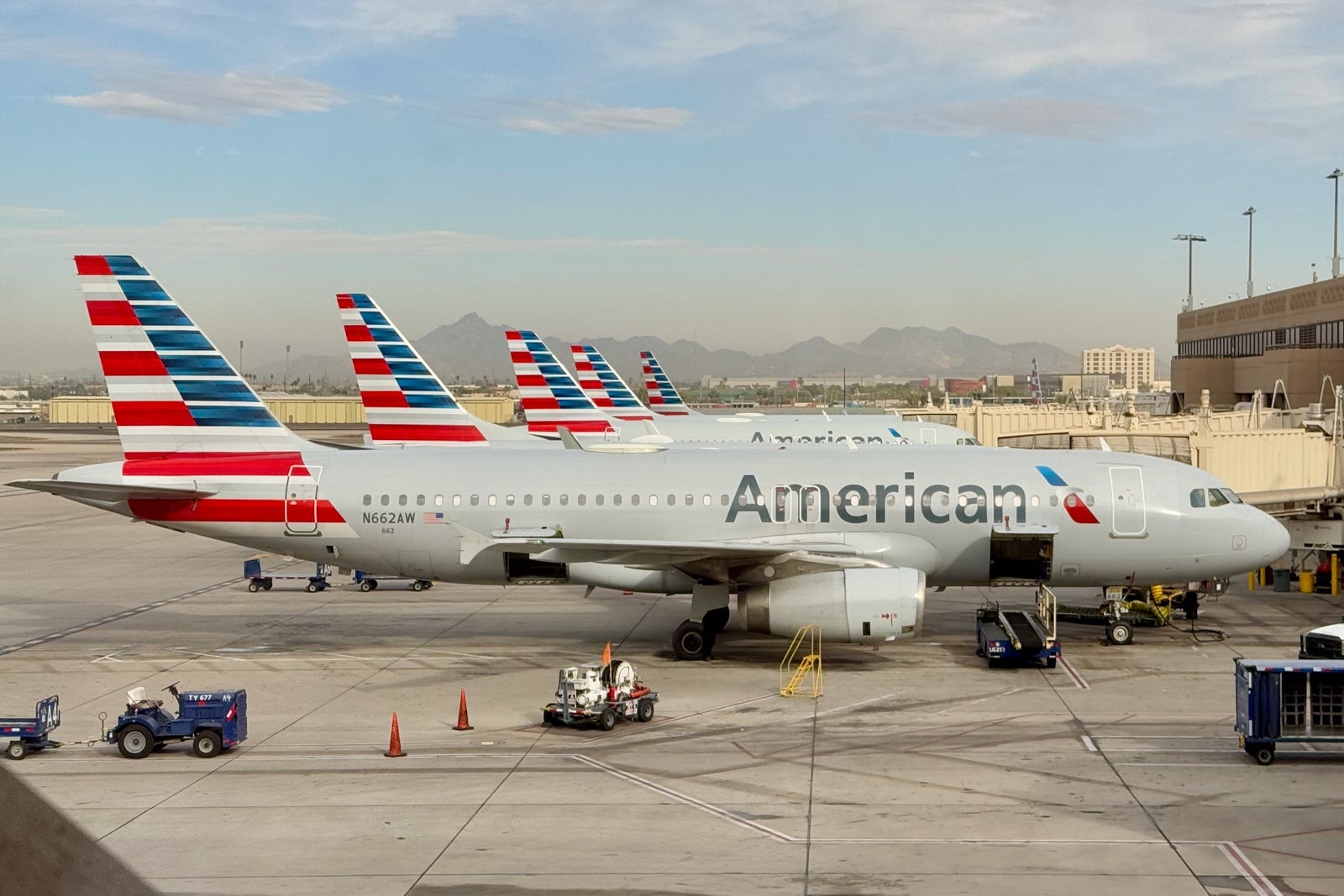 American Airlines Boeing 737 Airbus A320 A321 Eagle Phoenix