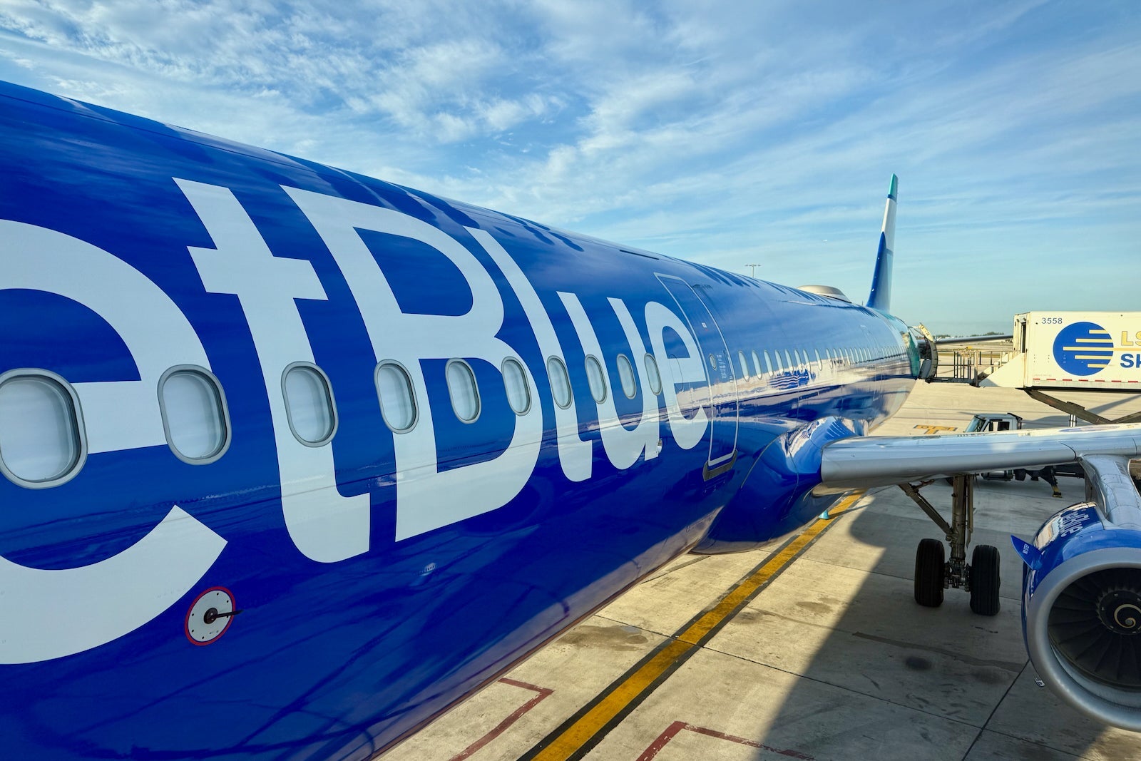 JetBlue Airbus A321 Mint Business Classic