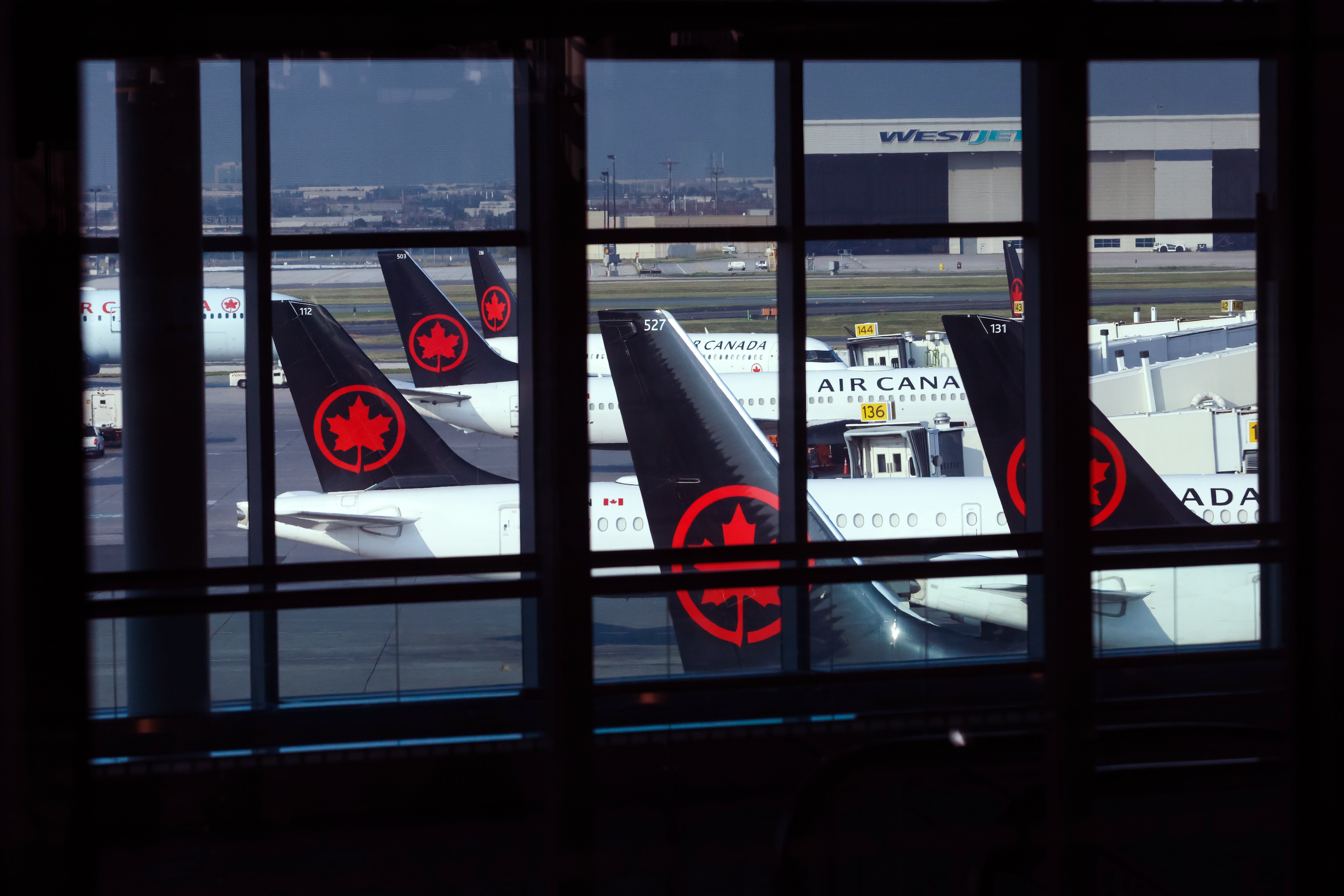 Air Canada To Cancel Flights In Preparation For Possible Strike