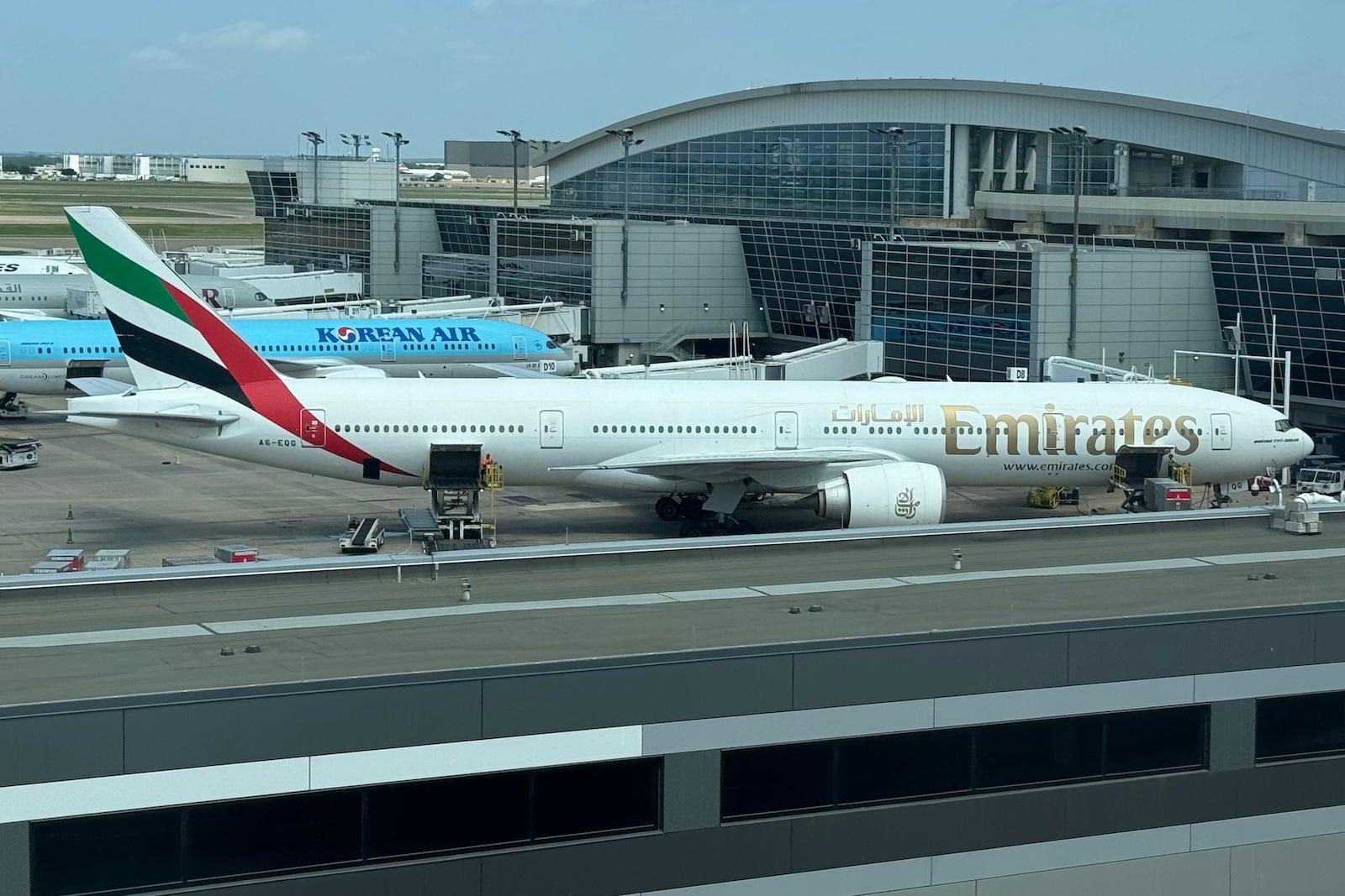 emirates 777