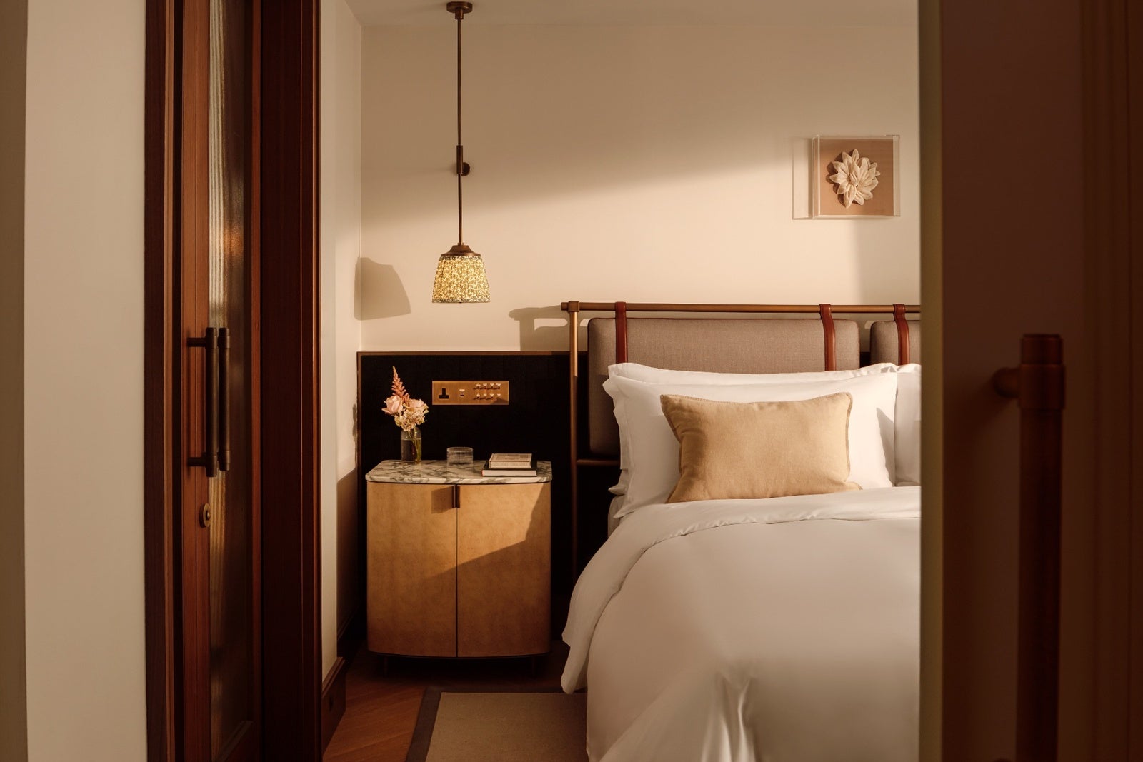 st-regis-london-junior-suite-2