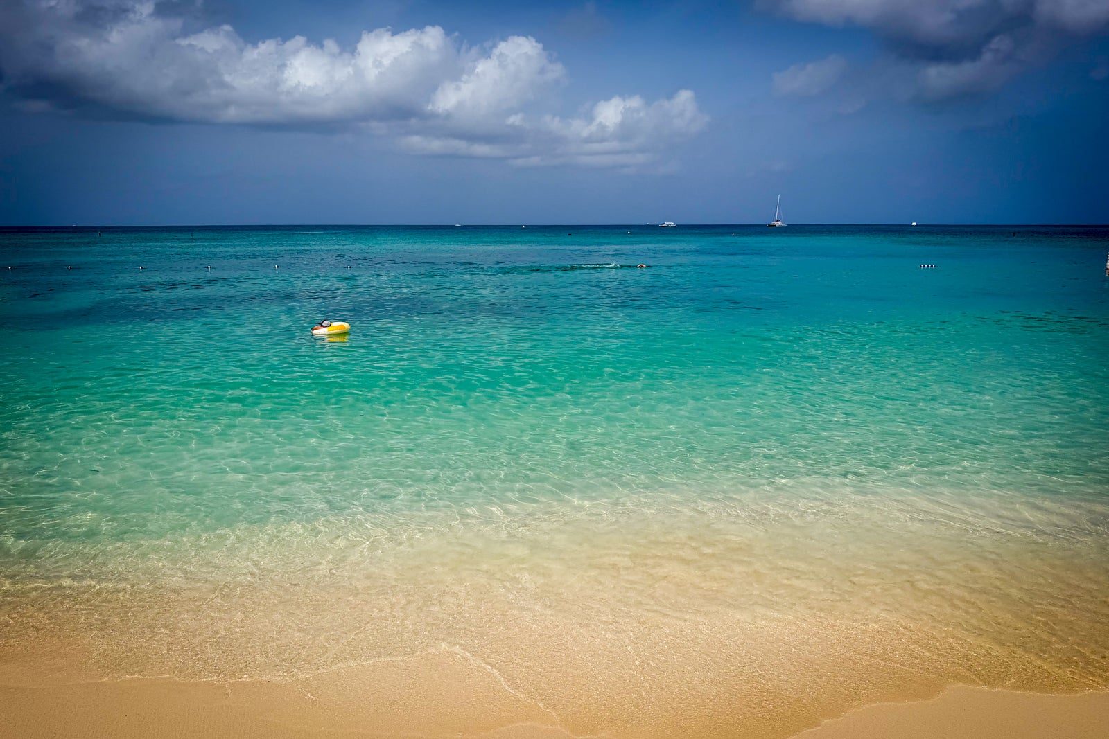 Hotel Indigo Grand Cayman