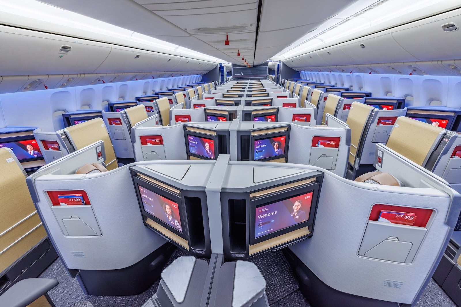 Flagship Suite cabin 4