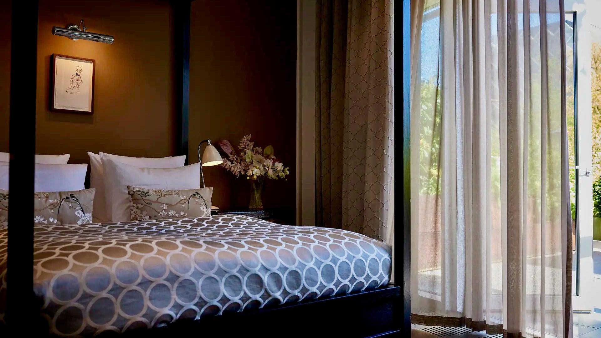 Nimb Hotel room